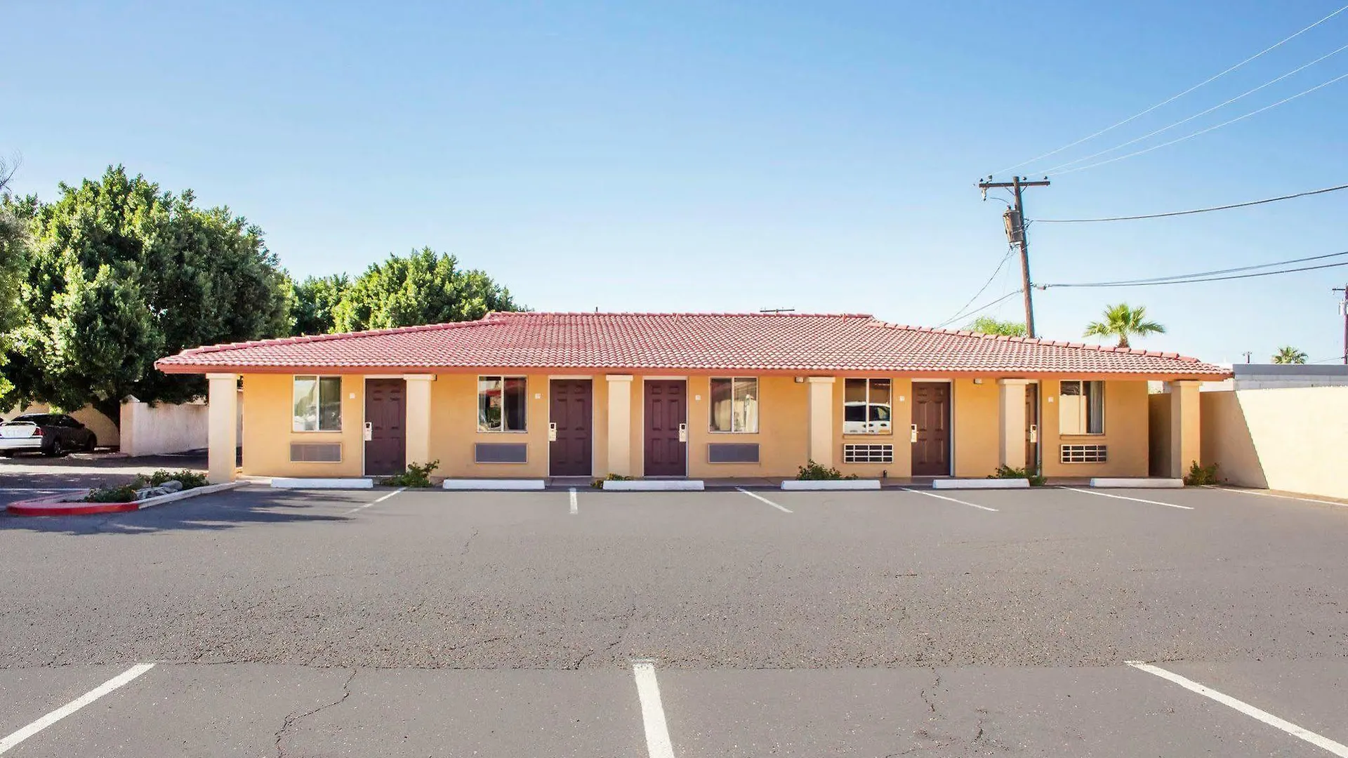 Rodeway Inn Old Town Scottsdale contacts